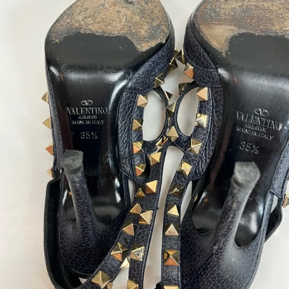 Valentino Garavani Rockstud Heels Ankle Strap Pumps